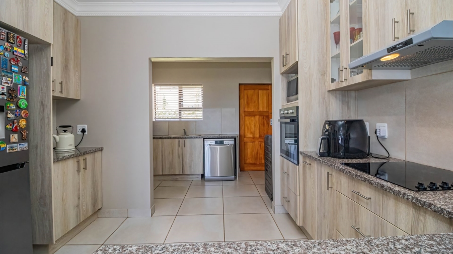 3 Bedroom Property for Sale in Dana Bay Western Cape